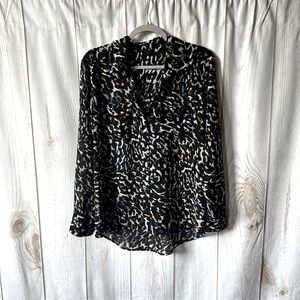 GUESS Animal Print Blouse | Size Medium | ColorsBlue
